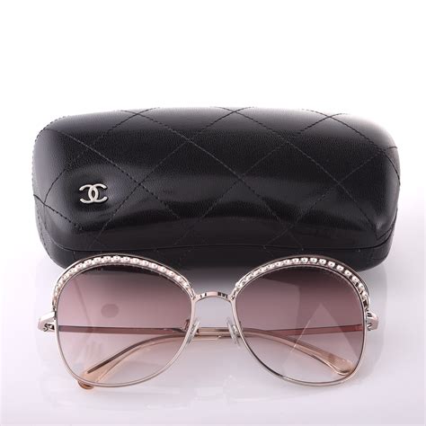 CHANEL Pearl Sunglasses 4246